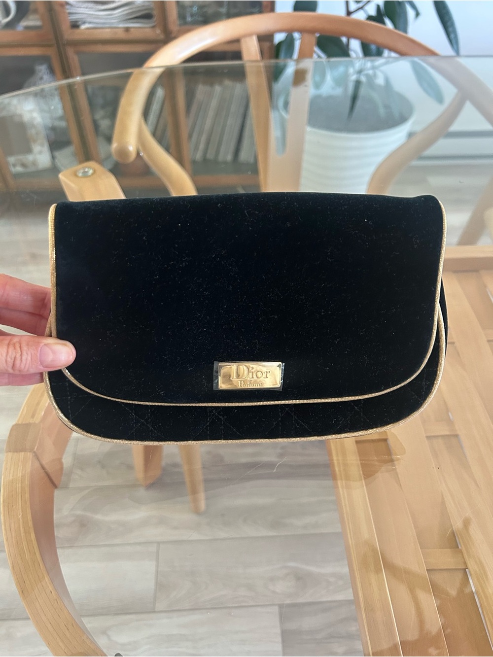 Dior Black Velvet Cosmetic Pouch - Picture 3 of 11